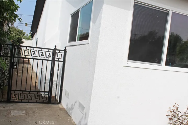 1647 W 53rd Street W, Los Angeles, California 90062