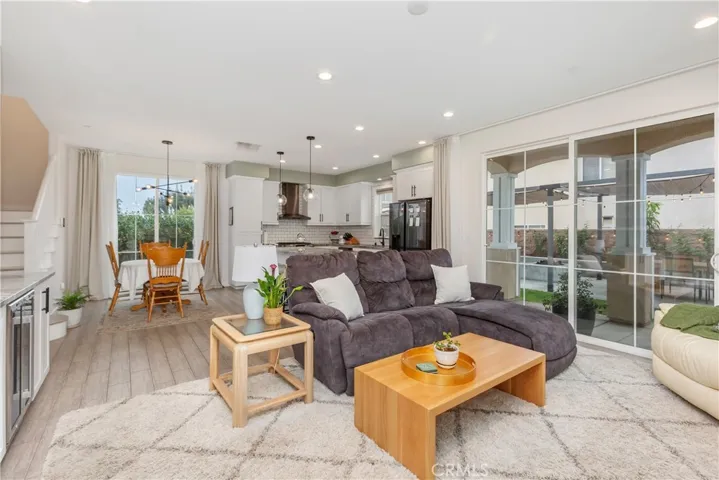 10305 Hacienda Street, Bellflower, California 90706