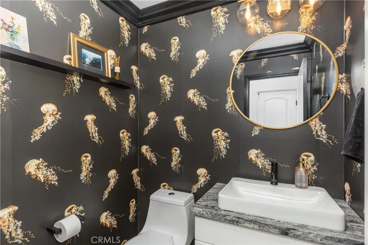 1st Floor Guest Half Bath
