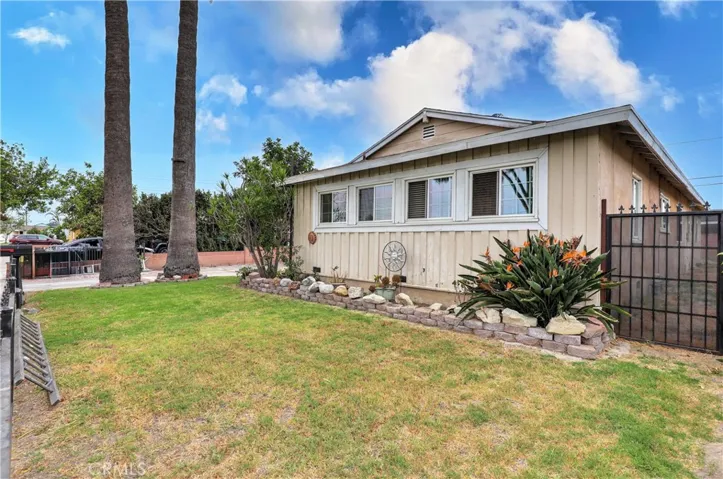 7842 La Casa Way, Buena Park, California 90620