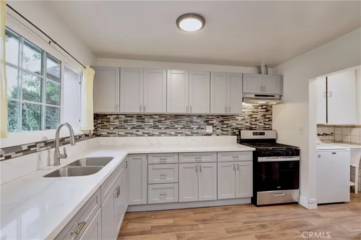 7842 La Casa Way, Buena Park, California 90620