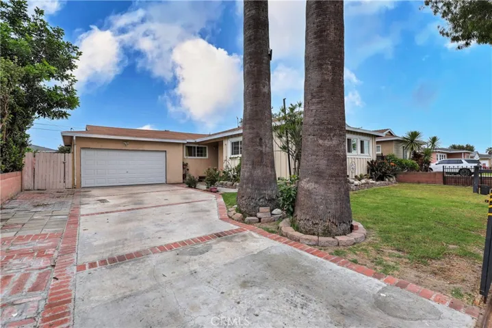 7842 La Casa Way, Buena Park, California 90620