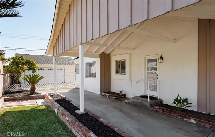 9132 Randall Avenue, La Habra, California 90631
