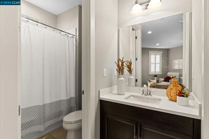 2722 Lahontan Way, Dublin, California 94568
