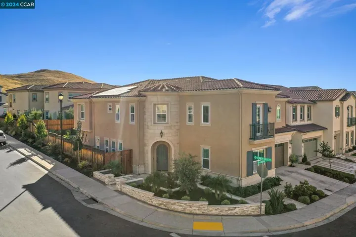 2722 Lahontan Way, Dublin, California 94568