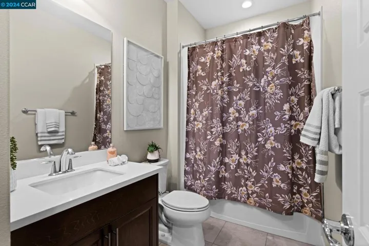 2722 Lahontan Way, Dublin, California 94568