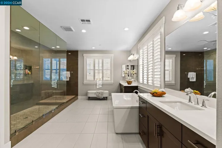 2722 Lahontan Way, Dublin, California 94568
