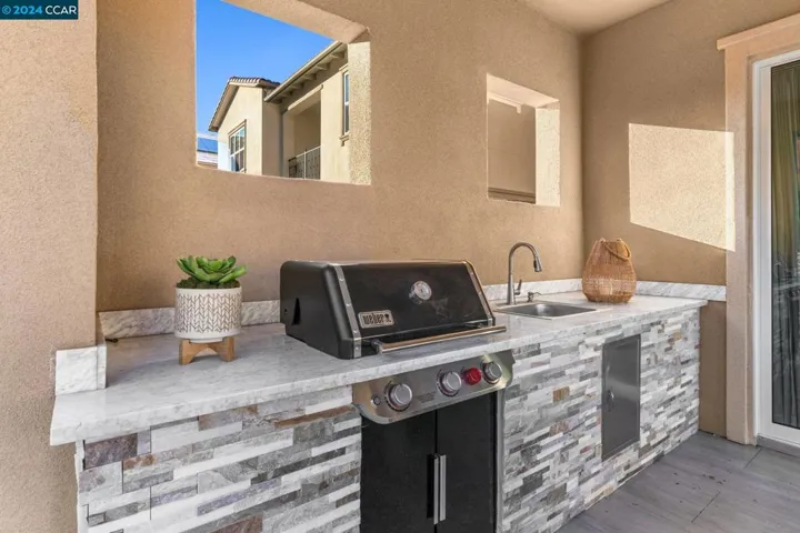 2722 Lahontan Way, Dublin, California 94568