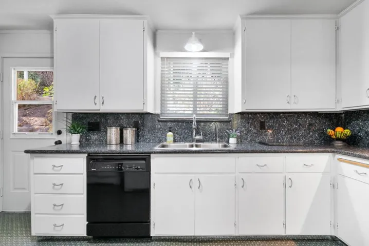 4991 Branciforte Drive, Santa Cruz, California 95065