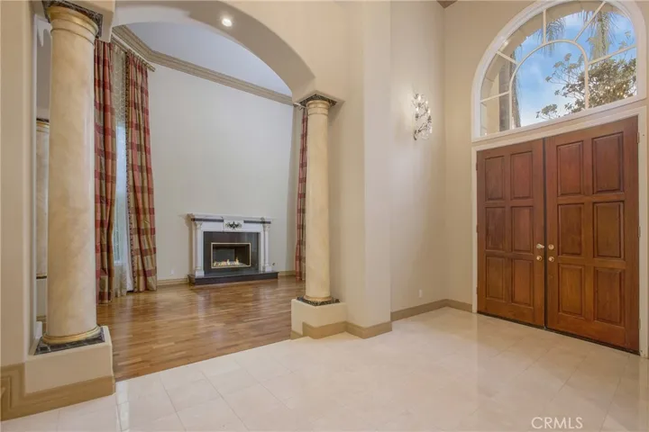 1031 S Taylor Court, Anaheim Hills, California 92808