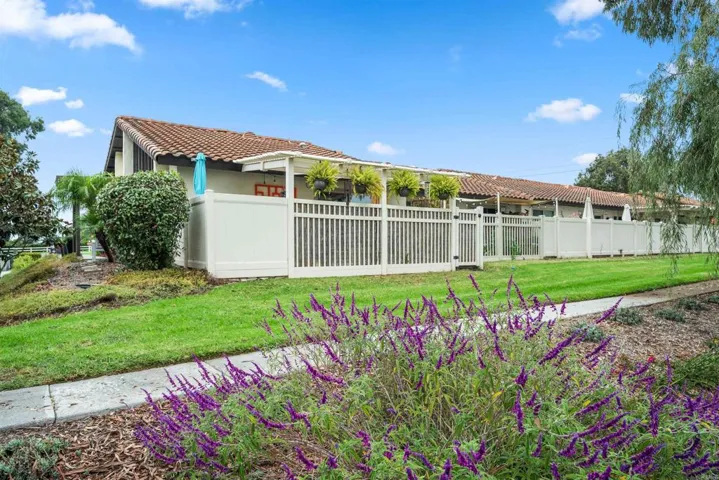315 Volney Lane, Encinitas, California 92024