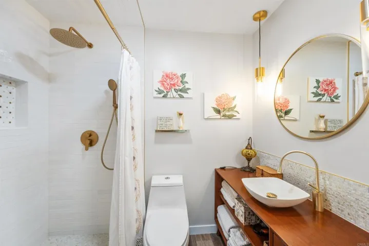 315 Volney Lane, Encinitas, California 92024