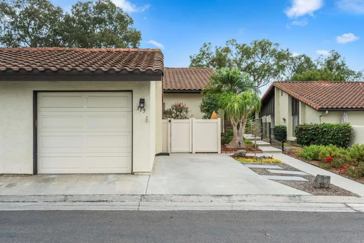 315 Volney Lane, Encinitas, California 92024