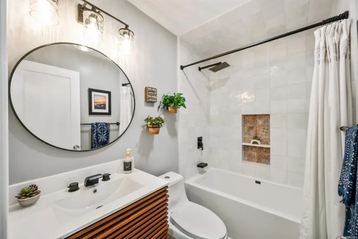 315 Volney Lane, Encinitas, California 92024
