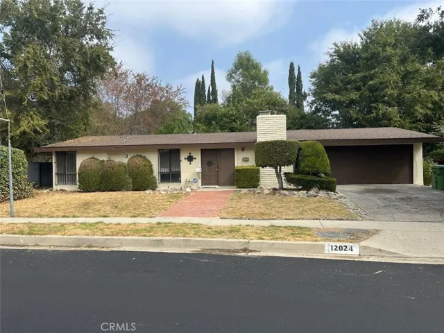12024 Bradford Place, Granada Hills, California 91344