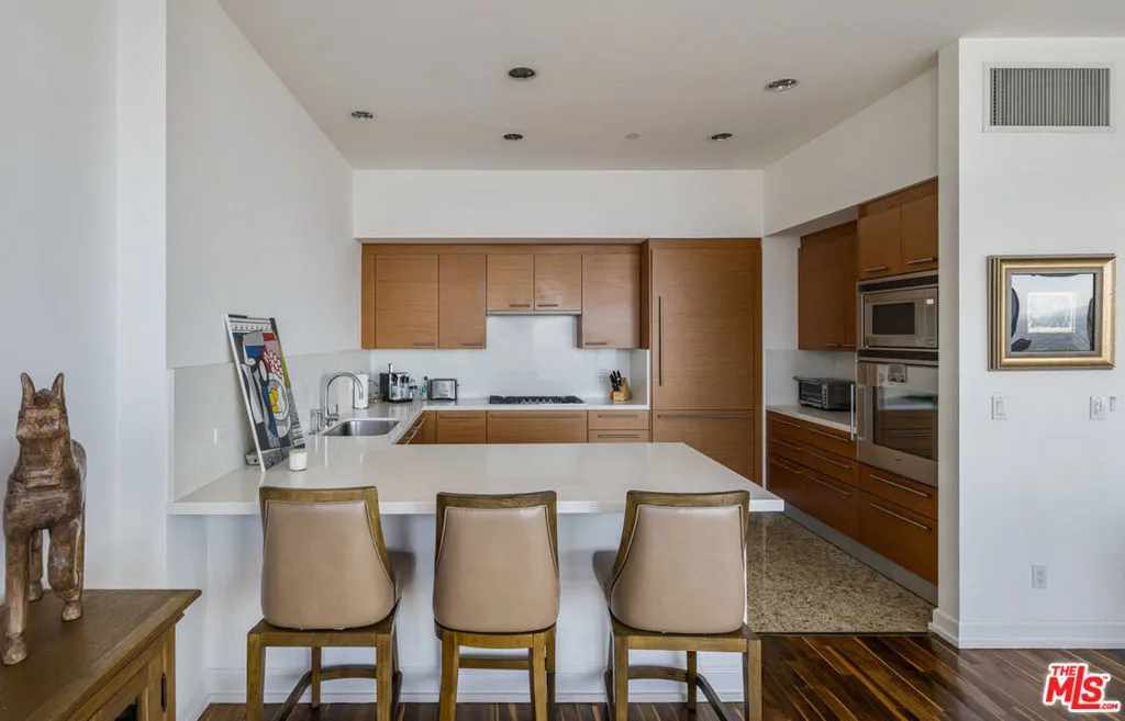 900 W Olympic Boulevard 29h, Los Angeles, California 90015 home-pic-7