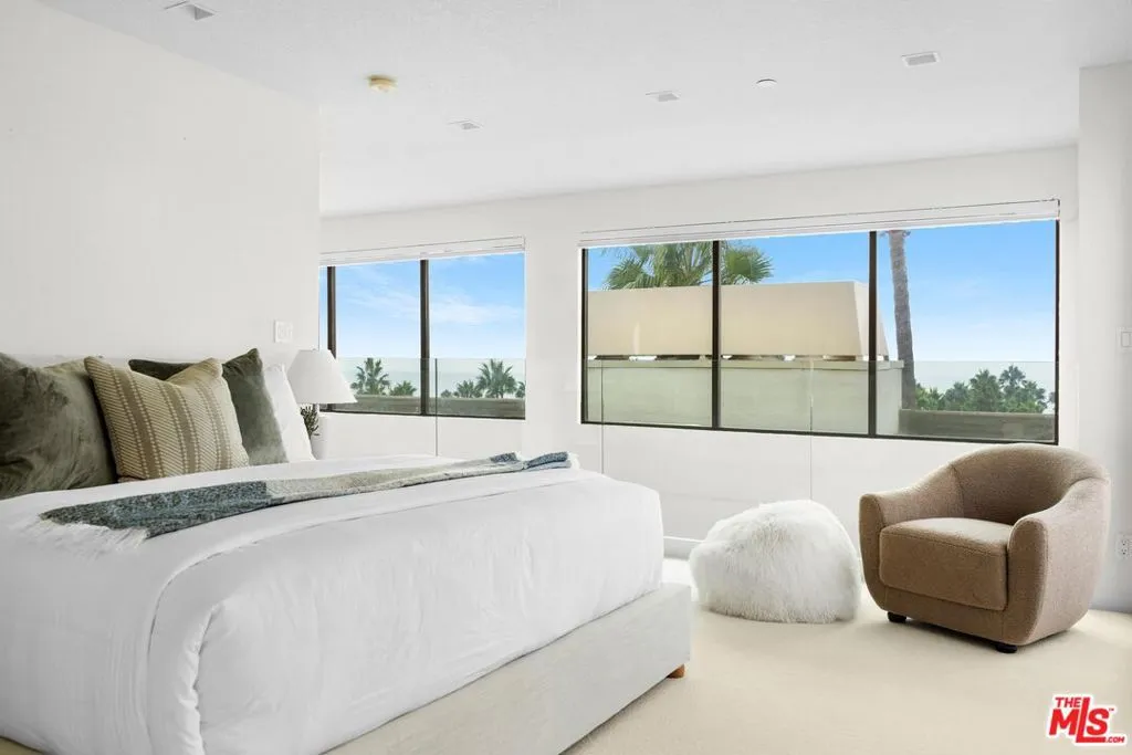 110 Ocean Park Boulevard 505, Santa Monica, California 90405 home-pic-31