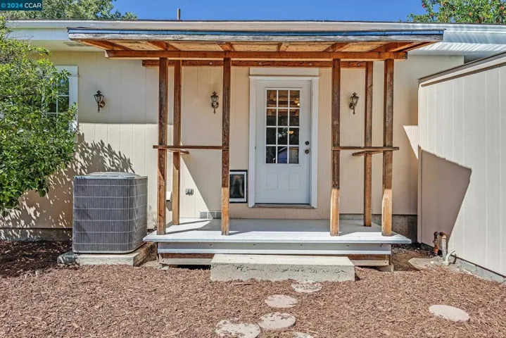 5104 Concord Blvd, Concord, California 94521