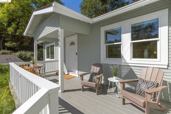 5945 Marden Ln, Oakland, California 94611