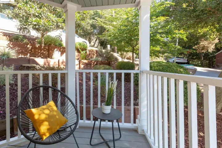 5945 Marden Ln, Oakland, California 94611