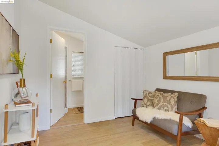 5945 Marden Ln, Oakland, California 94611