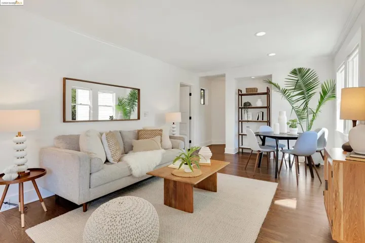5945 Marden Ln, Oakland, California 94611