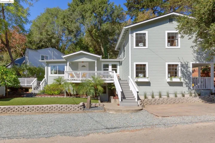5945 Marden Ln, Oakland, California 94611
