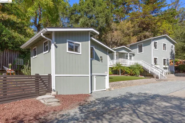 5945 Marden Ln, Oakland, California 94611