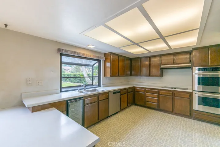 6092 Country View Drive, Yorba Linda, California 92886