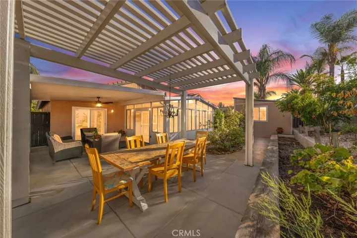 33212 Camino Piedra Rojo, Temecula, California 92592