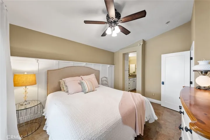 33212 Camino Piedra Rojo, Temecula, California 92592