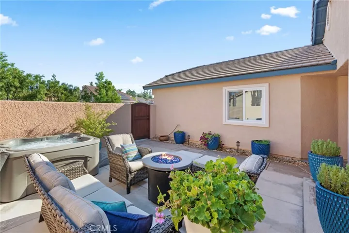 33212 Camino Piedra Rojo, Temecula, California 92592