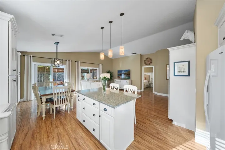 Gorgeous Kitchen.