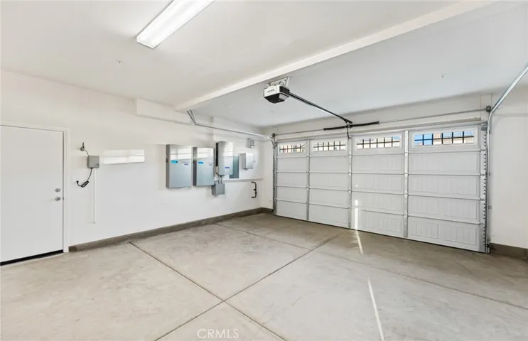 17931 Edna Valley Drive, Riverside, California 92503