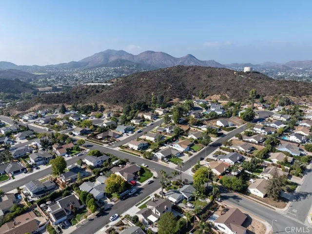842 Kenmore Circle, Newbury Park, California 91320