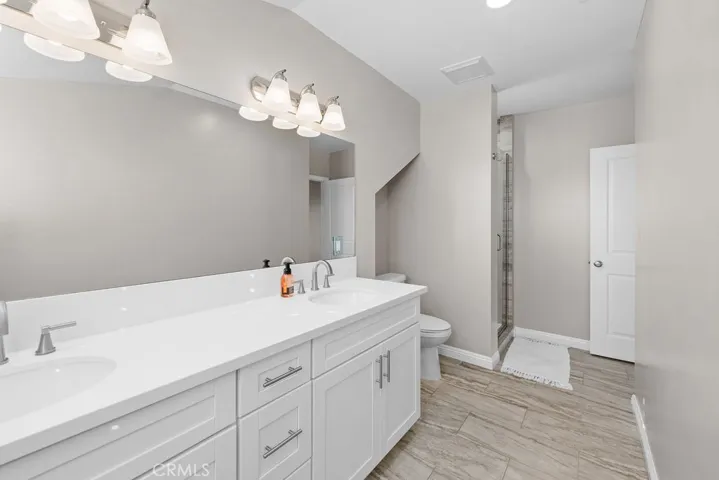 842 Kenmore Circle, Newbury Park, California 91320