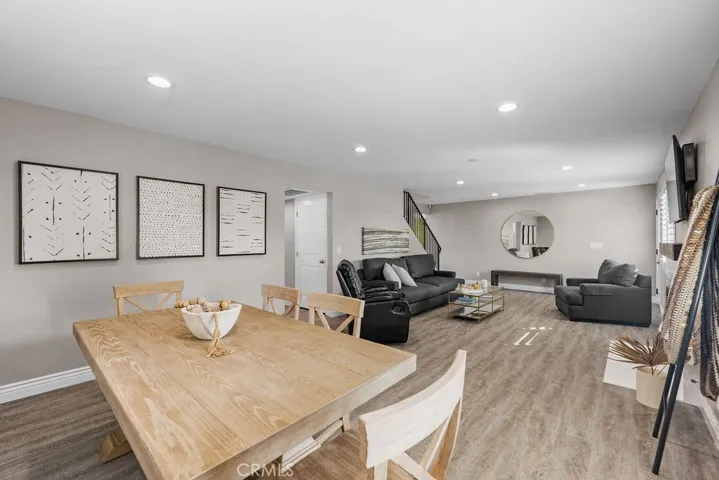 842 Kenmore Circle, Newbury Park, California 91320