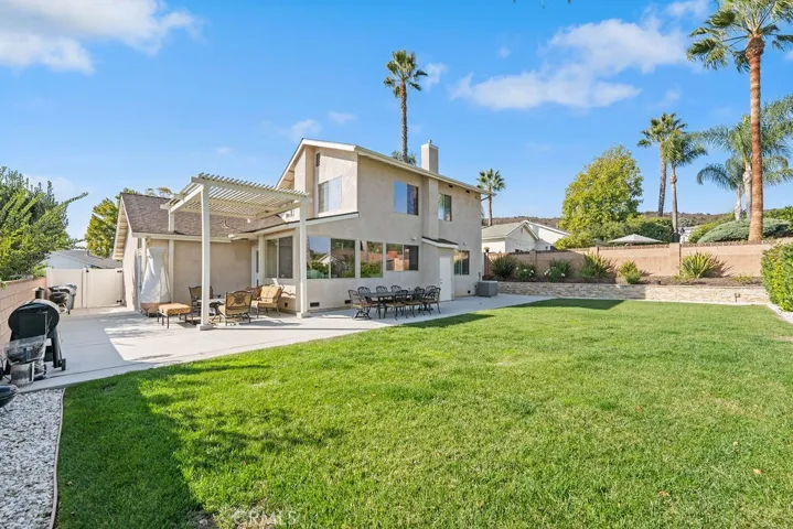 842 Kenmore Circle, Newbury Park, California 91320
