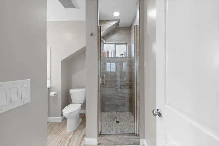 842 Kenmore Circle, Newbury Park, California 91320