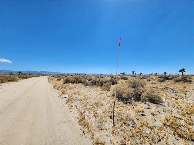 10 Ac E Ave K8, Lancaster, California 93535
