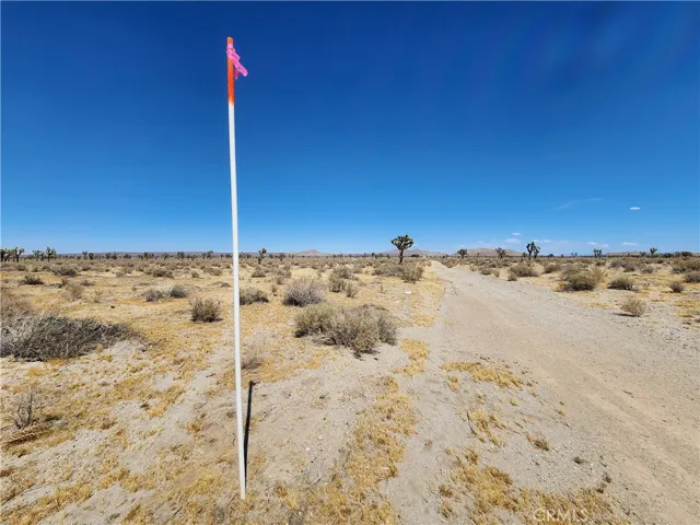 10 Ac E Ave K8, Lancaster, California 93535