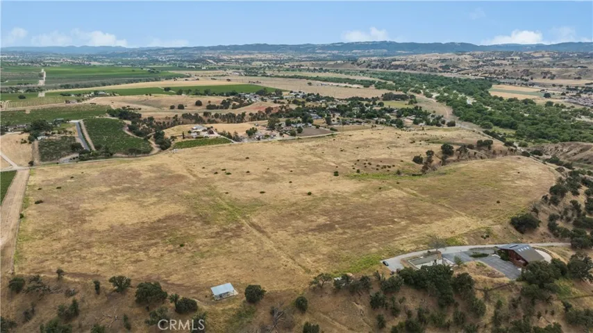 13350 River Road, San Miguel, California 93451