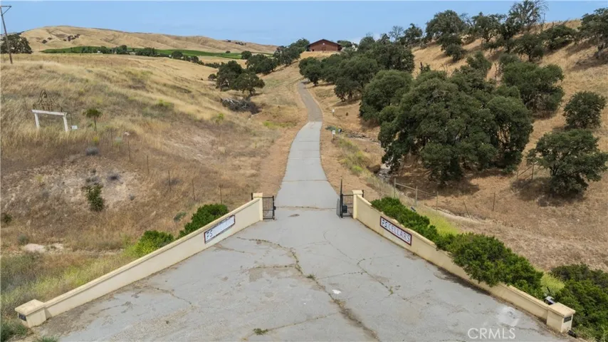13350 River Road, San Miguel, California 93451