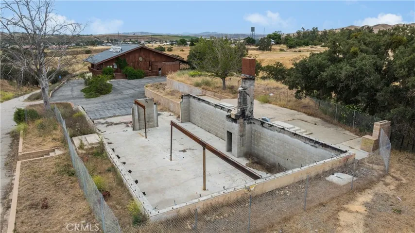 13350 River Road, San Miguel, California 93451