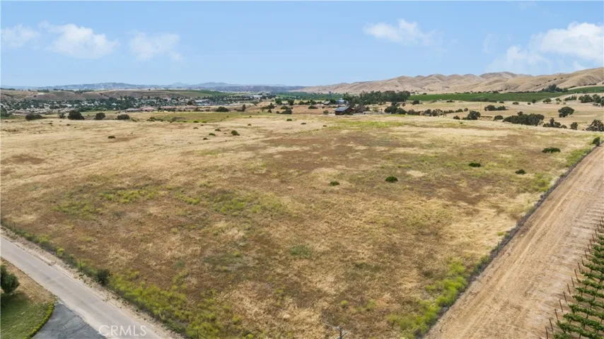 13350 River Road, San Miguel, California 93451