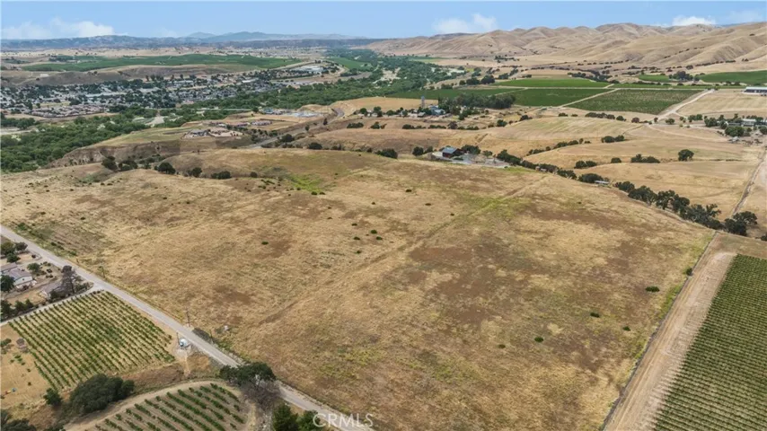 13350 River Road, San Miguel, California 93451