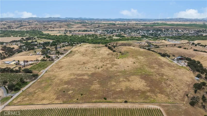 13350 River Road, San Miguel, California 93451