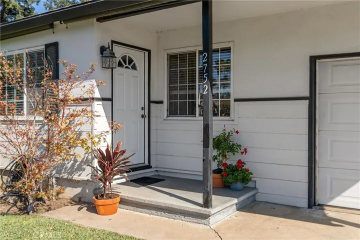 Front entryway