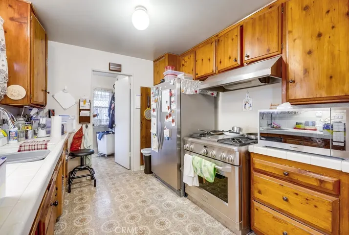 5851 Lime Avenue, Cypress, California 90630