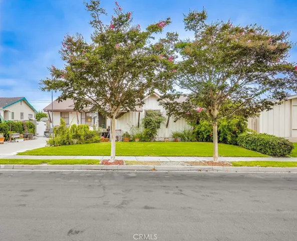 5851 Lime Avenue, Cypress, California 90630
